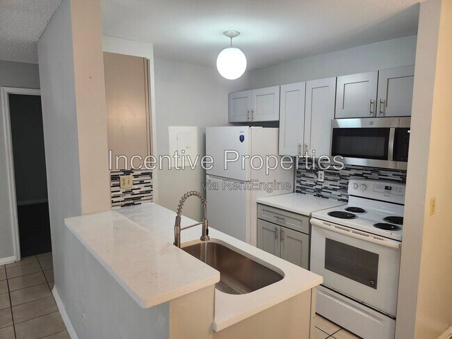Foto del edificio - 5956 Westgate Dr