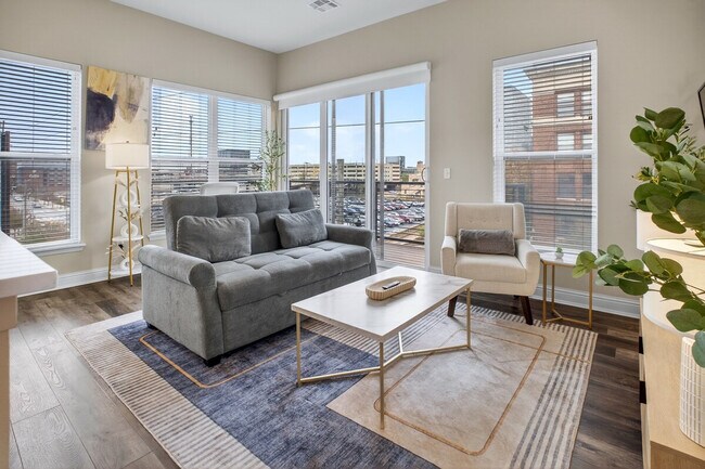 Foto del edificio - 112 N Boston Ave