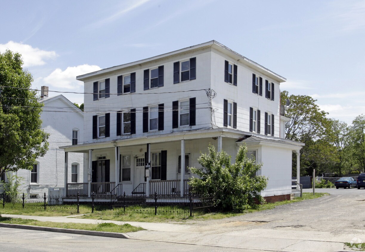 Foto principal - 115-117 W Broad St