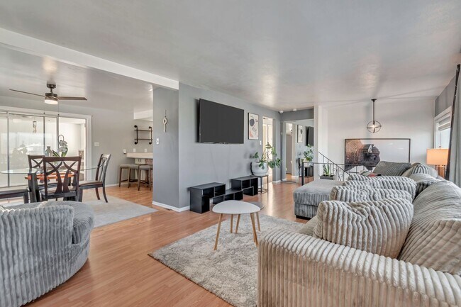 Foto del edificio - Spacious 3-Bed Unfurnished Home