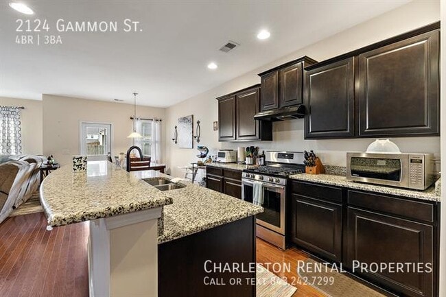 Photo - 2124 Gammon St House