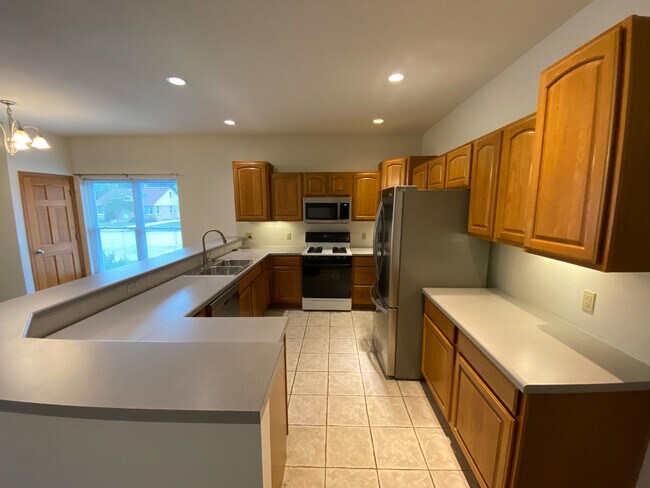Foto del edificio - 2662 N 93rd St