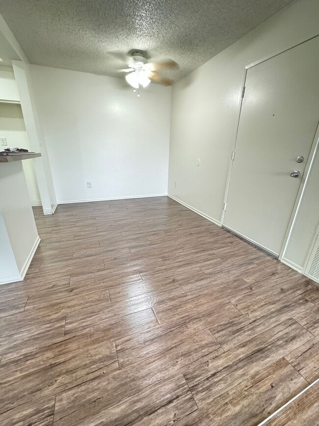 Interior Photo - 171 Mariposa Apartments