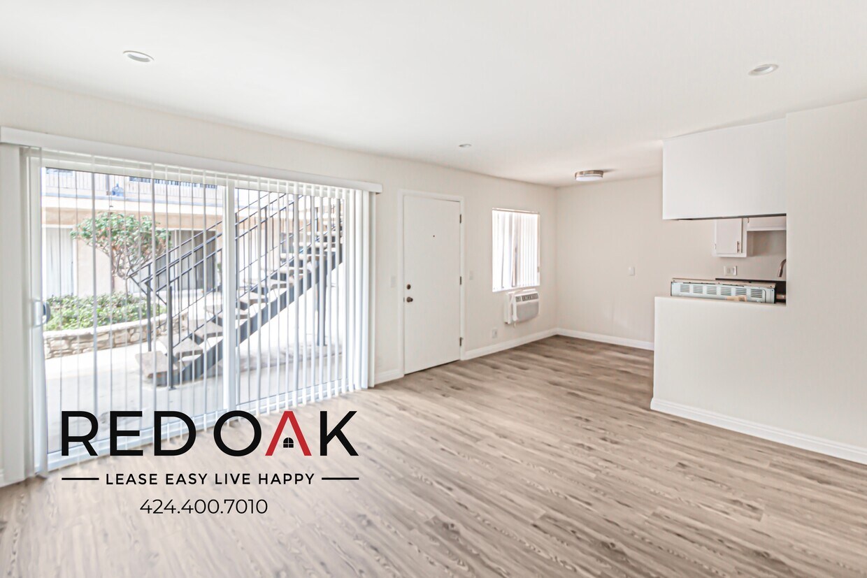 Foto principal - 20414 Cohasset St