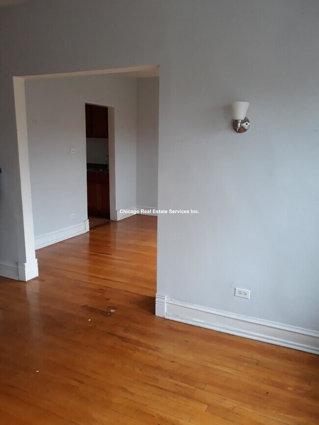 Foto del edificio - 1368 Estes