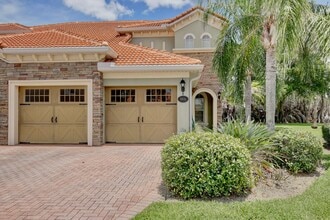 Building Photo - 8816 Della Scala Cir