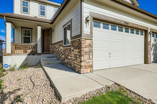 Building Photo - 22411 E Chenango Dr