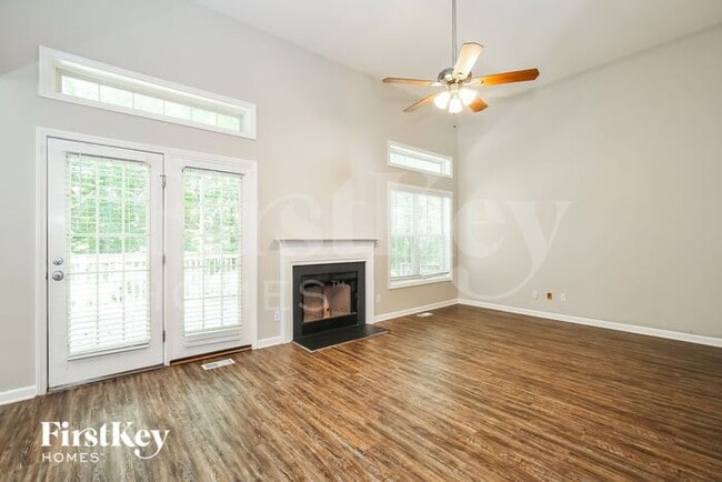 Foto del edificio - 4912 Heritage Woods Ct