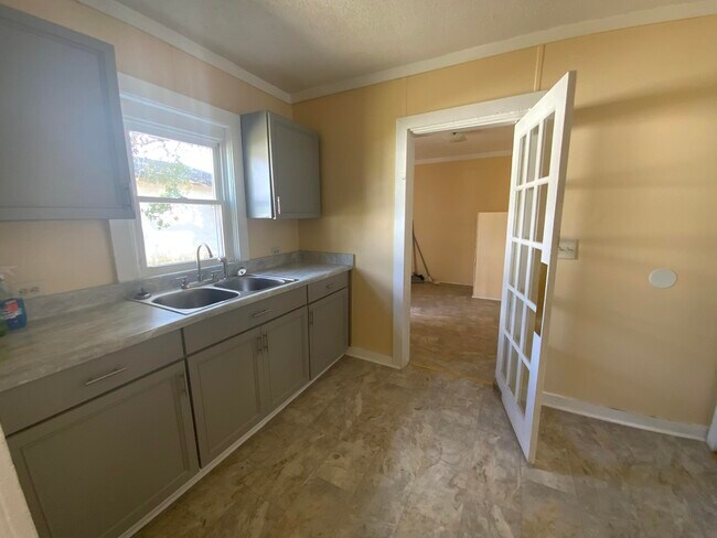 Foto del edificio - 65 Highland Ave