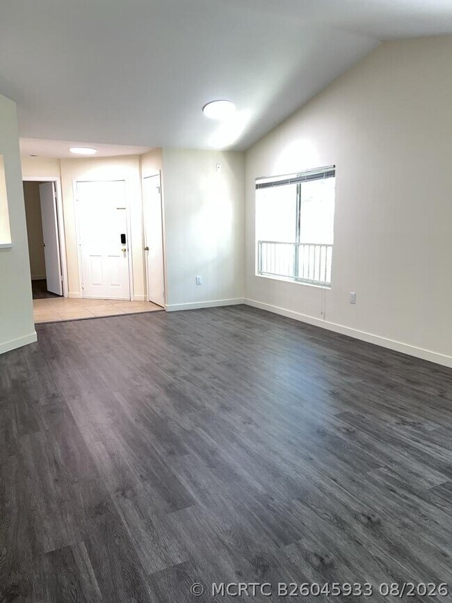 Building Photo - 2350 NW 33rd St