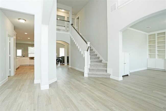 Building Photo - 4701 Eagle Cove Ln