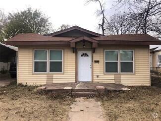 Building Photo - 1342 Elm St