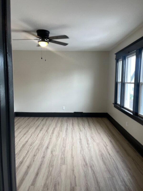 Foto del edificio - 4260 South Park Ave