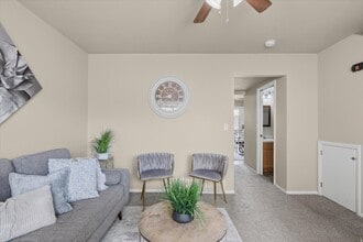 Building Photo - 147 W 1190 N