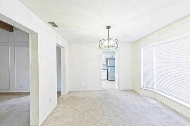 Building Photo - 2116 Winterstone Dr