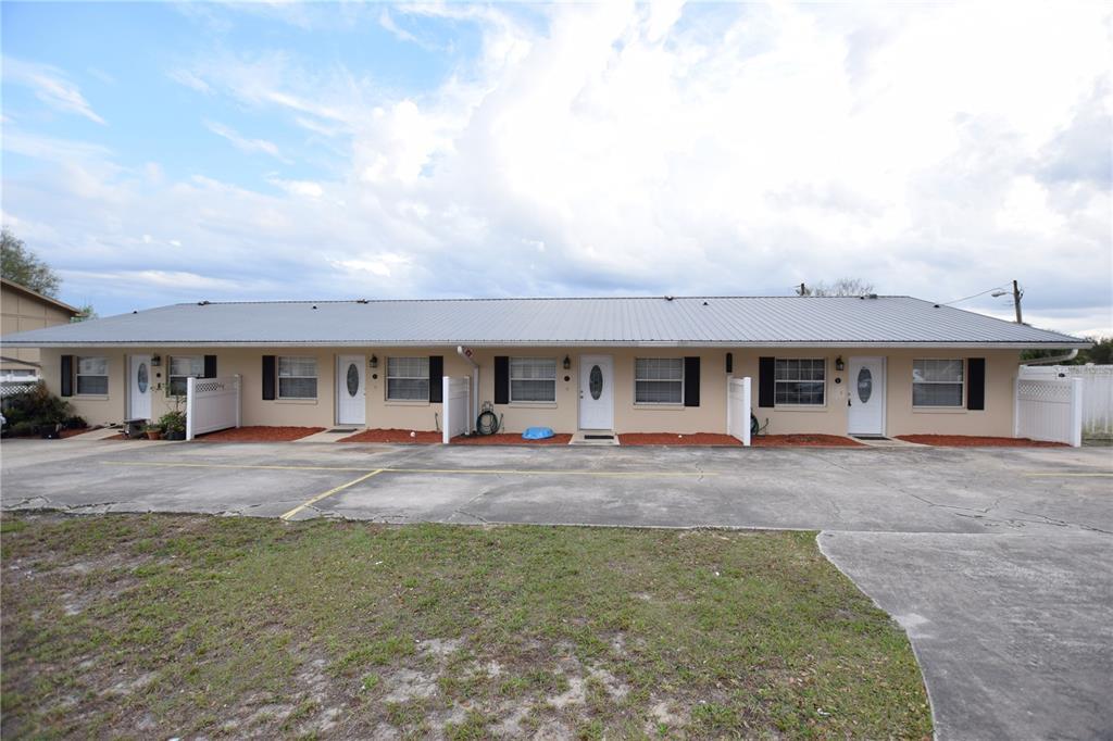 111 Hummingbird St, Deltona, FL 32725 Townhome Rentals in Deltona FL