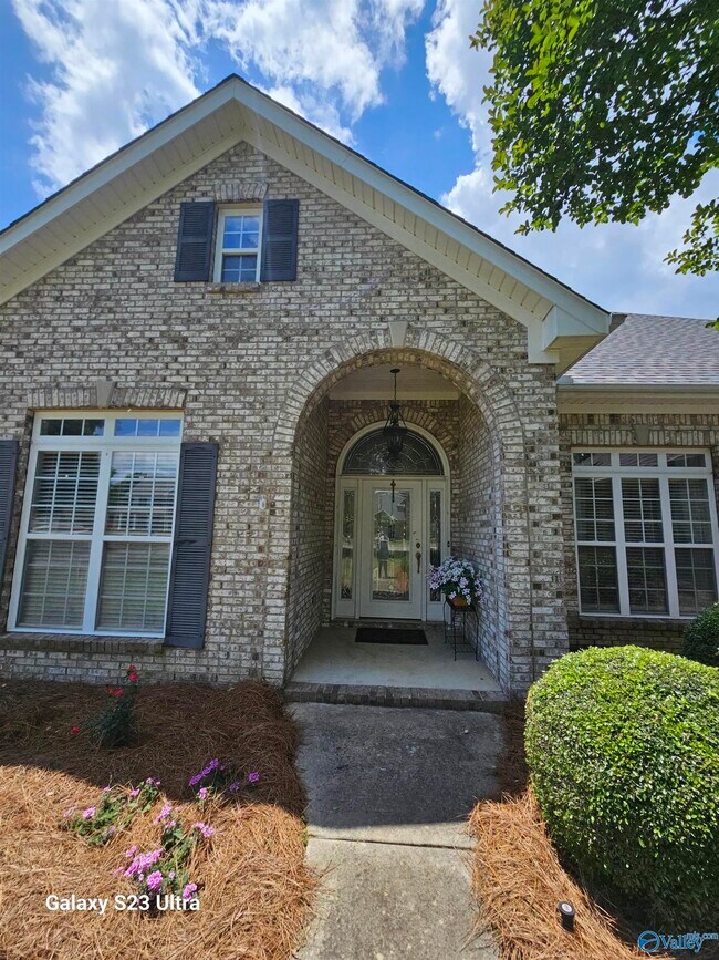 Building Photo - 3204 Ashlar Trail SE