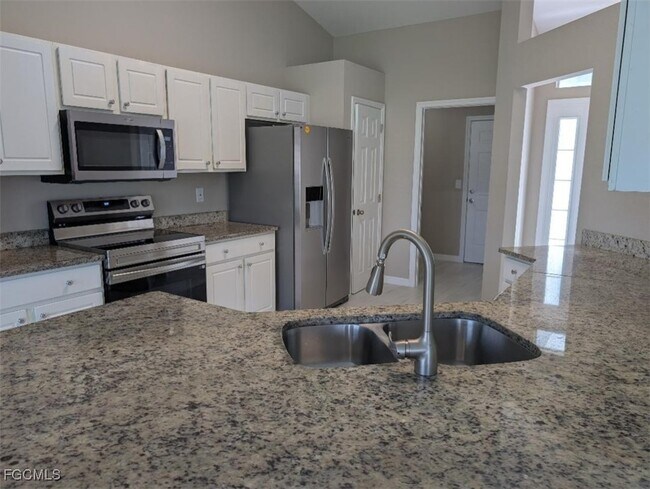 Foto del edificio - 3002 SW 7th Pl