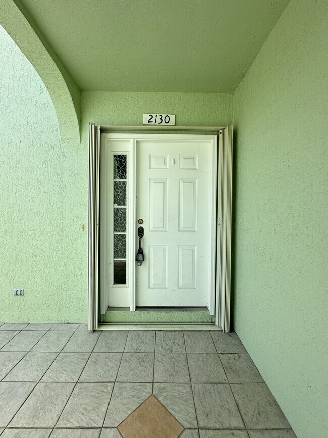 Foto del edificio - 2130 SE Wild Meadow Cir