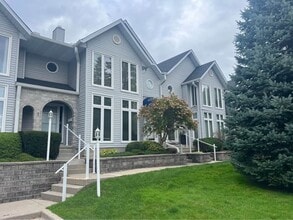 Building Photo - 1730 Murphy Rd