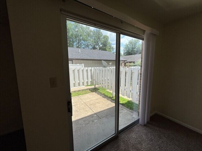 Foto del edificio - 3 Bedroom Townhome