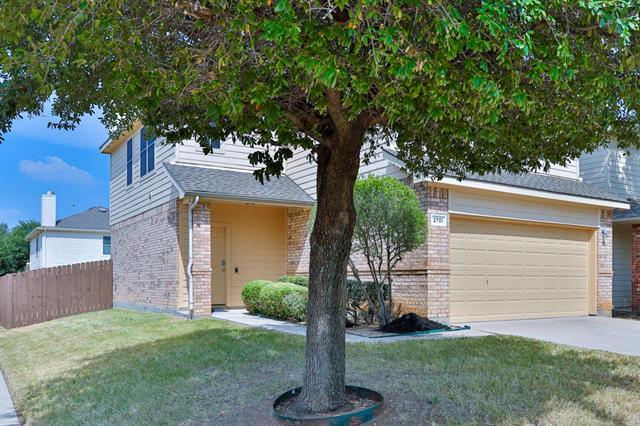 Building Photo - 2701 Lynx Ln