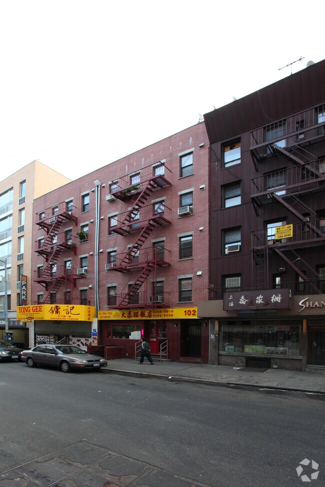 102 - 104 Mott St - 102-104 Mott St