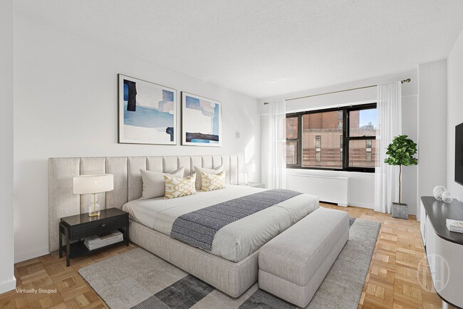 Building Photo - 20 W 64th St