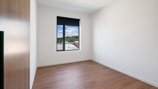 Building Photo - Andante