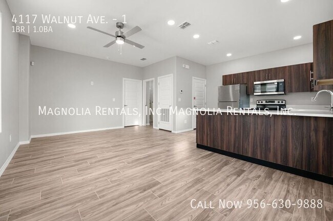 Building Photo - 4117 Walnut Ave