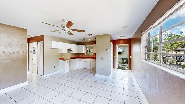 Foto del edificio - 2760 NW 58th St