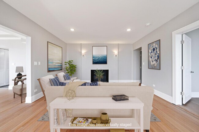 Foto del edificio - 7000 S South Shore Dr
