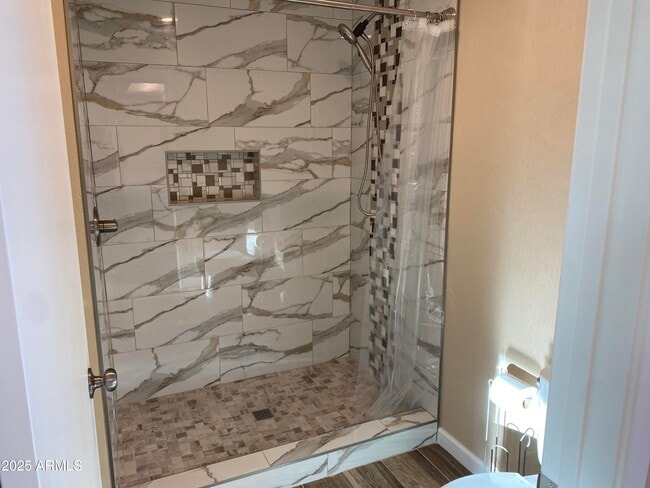 Building Photo - 9205 N 59th Ave