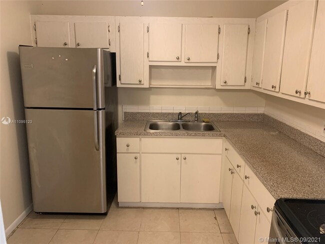 Foto del edificio - 15225 NE 6th Ave