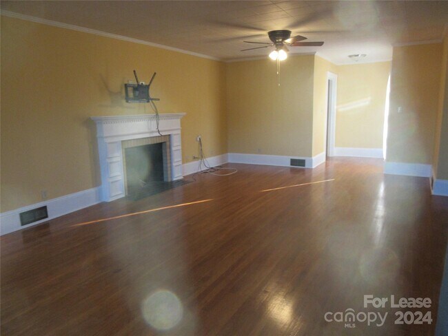 Building Photo - 2836 Buffalo Shoals Rd