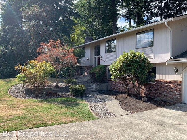 Building Photo - 5 br, 3 bath House - 5102-79th Ave W