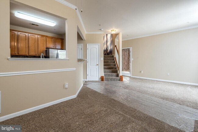 Building Photo - 107 Whiskey Creek Cir