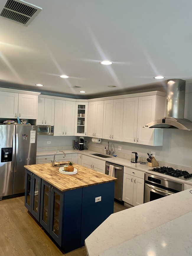 Photo - 1517 N Ashland Ave (Chicago, IL) Apartment