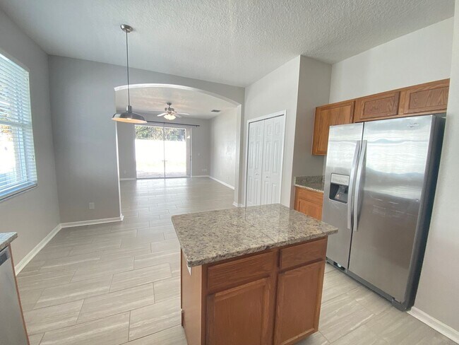 Foto del edificio - 1737 Lalique Ln