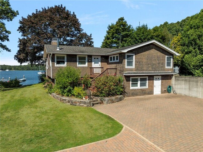 Foto del edificio - 14 Betty Hill Rd