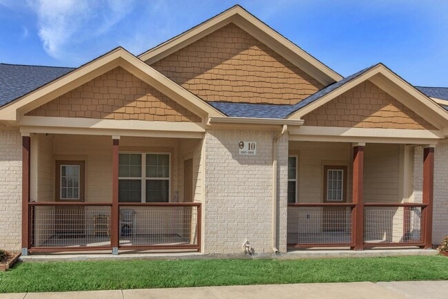 Building Photo - 4650 Old Brownsville Rd