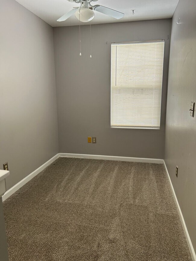 Building Photo - 2031 Celebration Park Cir