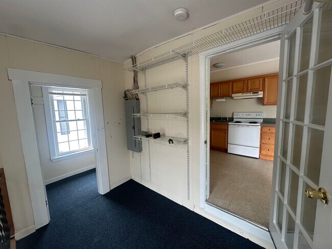 Foto del edificio - 3027 Brown Ave