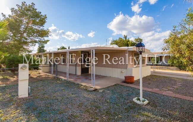 Building Photo - 1018 S 96th Pl