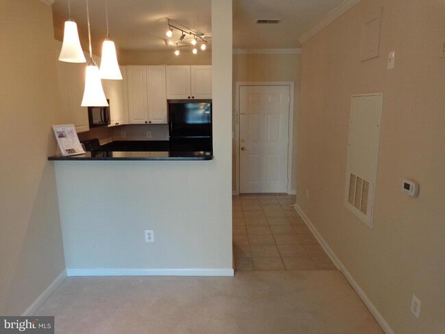 Foto del edificio - 2700 Bellforest Ct