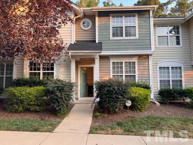 Foto principal - 105 Hamlet Park Dr