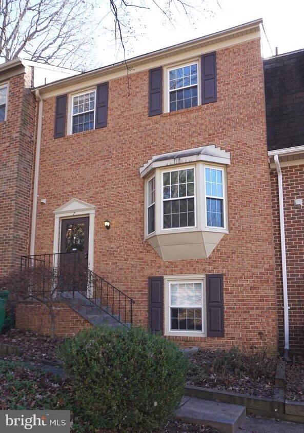 7 Meadow Grass Ct, Gaithersburg, MD 20878 House Rental in