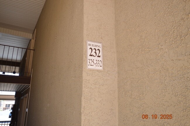 Building Photo - 5160 Indian River Dr