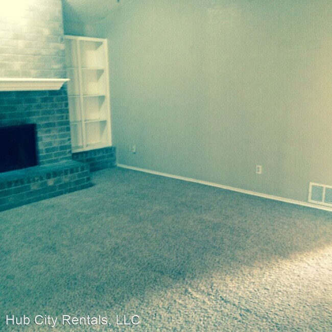 Building Photo - 2 br, 2 bath House - 5412 34th Street - B
