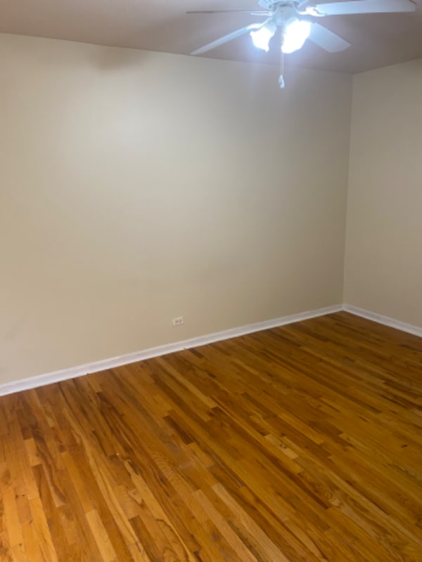 Building Photo - 1301 E 71st Pl